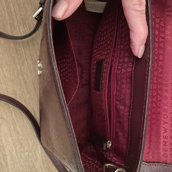 KATE SPADE MAROON PATENT LEATHER PURSE - Picture 2 of 2